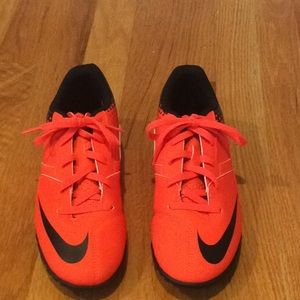 Youth Nike Orange Soccer Cleats. New. No Tags